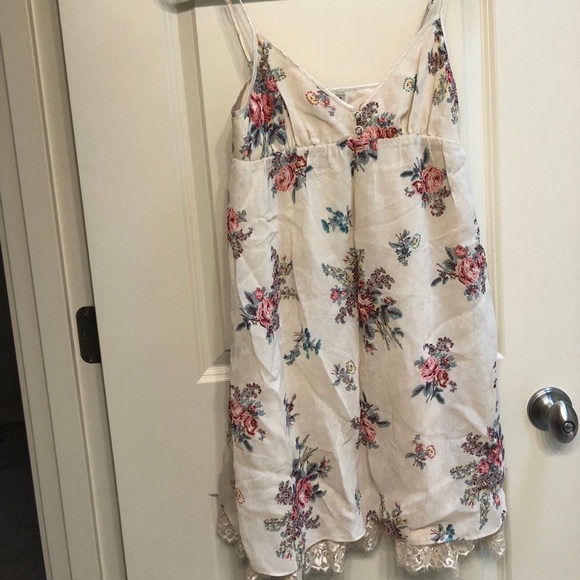 Guess mini floral summer dress with lace trim - Picture 1 of 3